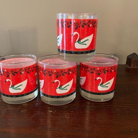 Vintage Swan Holiday Glass Tumblers - Picture 2 of 3